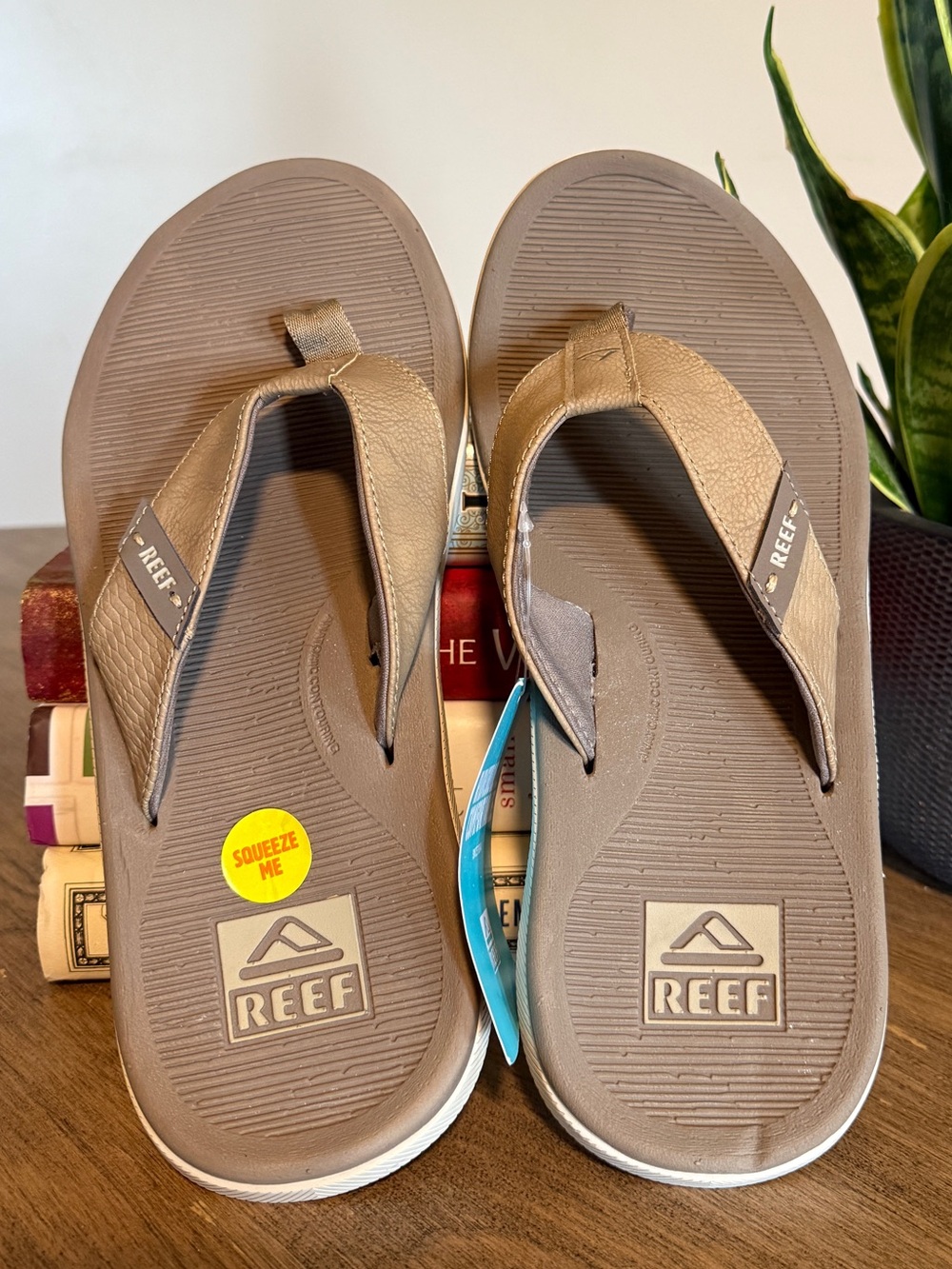 Reef Tan/Brown Comfortable Flip Flops